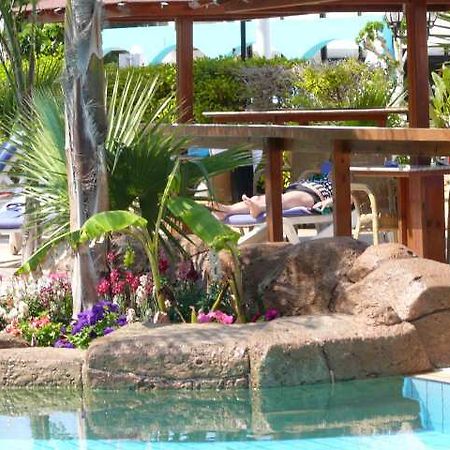 Melini Hotel Suites Протарас Екстериор снимка